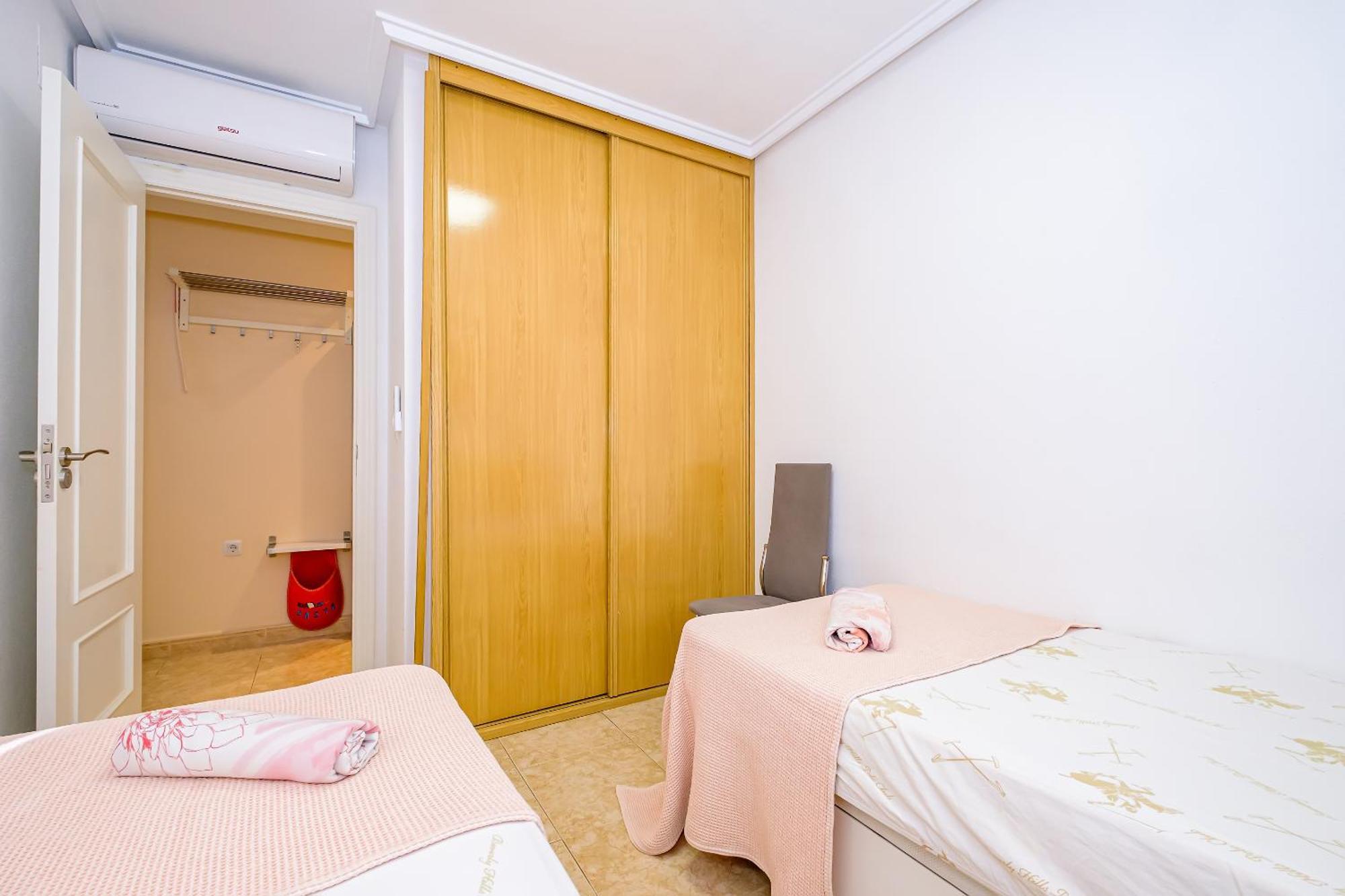 Deluxe Apartment Playa Del Cura Torrevieja Exterior photo